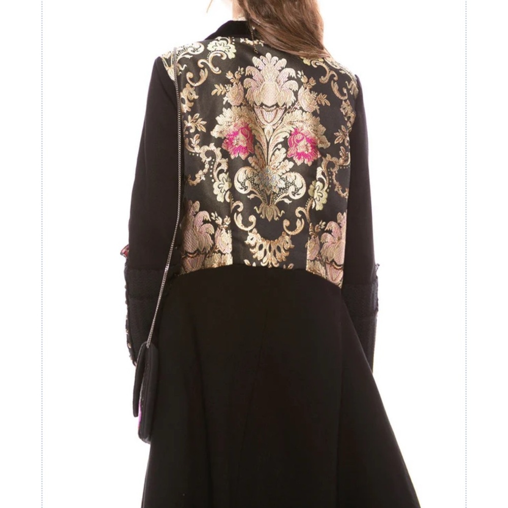 THE HEART OF AUTUMN COAT By Aratta, L, $300MSRP - Picture 5 of 15